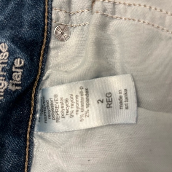 Maurice’s Women’s Edgely Distressed Blue High Rise Flare Jeans Size 2 - Picture 3 of 13